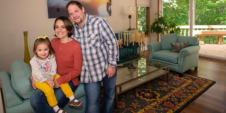 IBEW Member Thanks SIRVA Agent Who Helped Buy and Sell His Homes